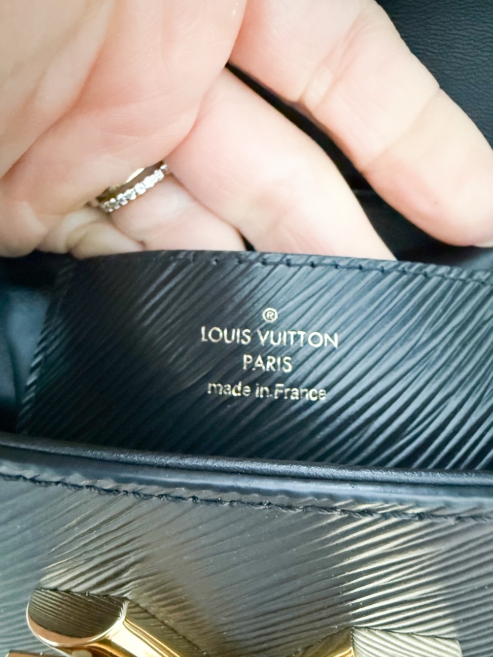 Louis Vuitton Twist West Pochette Black Epi Leather Handbag - Picture 10 of 16